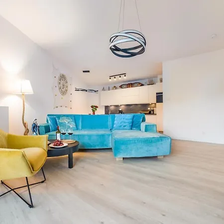 504 Premium Nadmorskie Tarasy Przy Latarni I Molo Pool Sauna Fitness Garage Free * 코워브제크