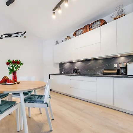 504 Premium Nadmorskie Tarasy Przy Latarni I Molo Pool Sauna Fitness Garage Free * Kołobrzeg